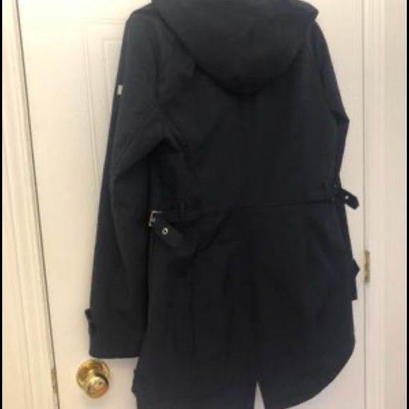 NWT Tommy Hilfiger Jacket , Size M - Picture 3 of 5